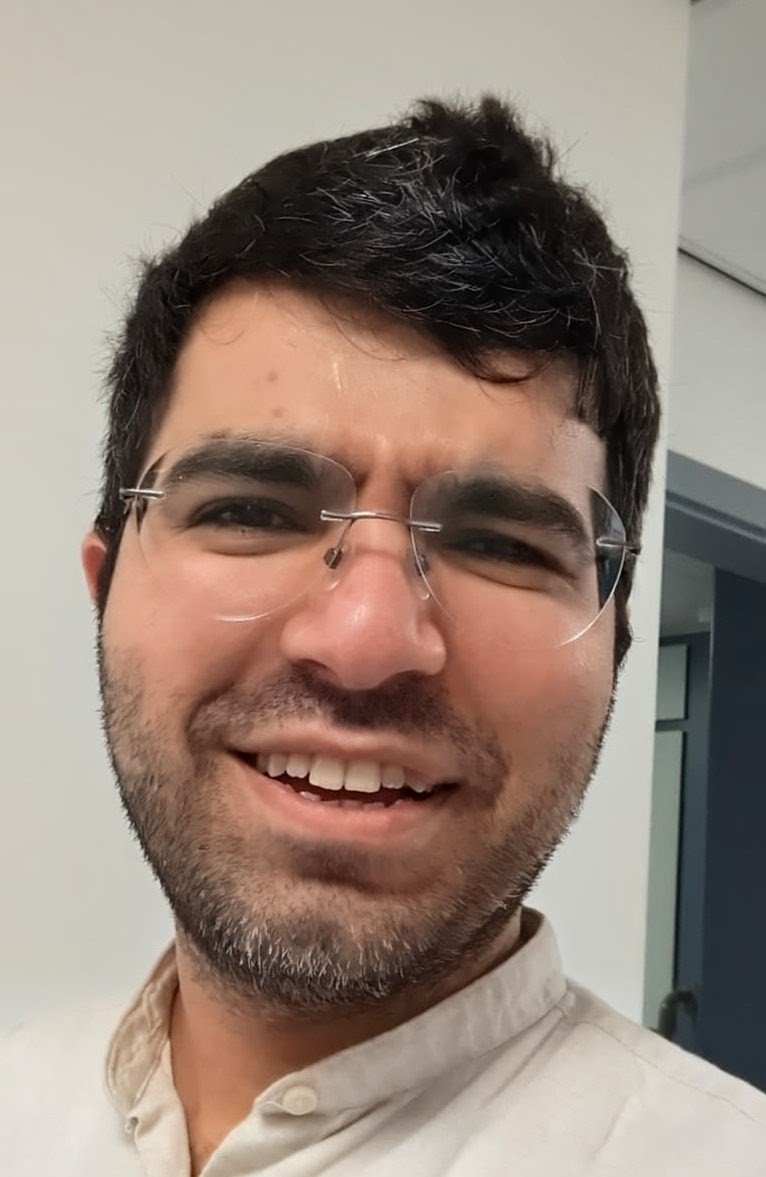 Portrait of Dr Reza Ebrahimghaei